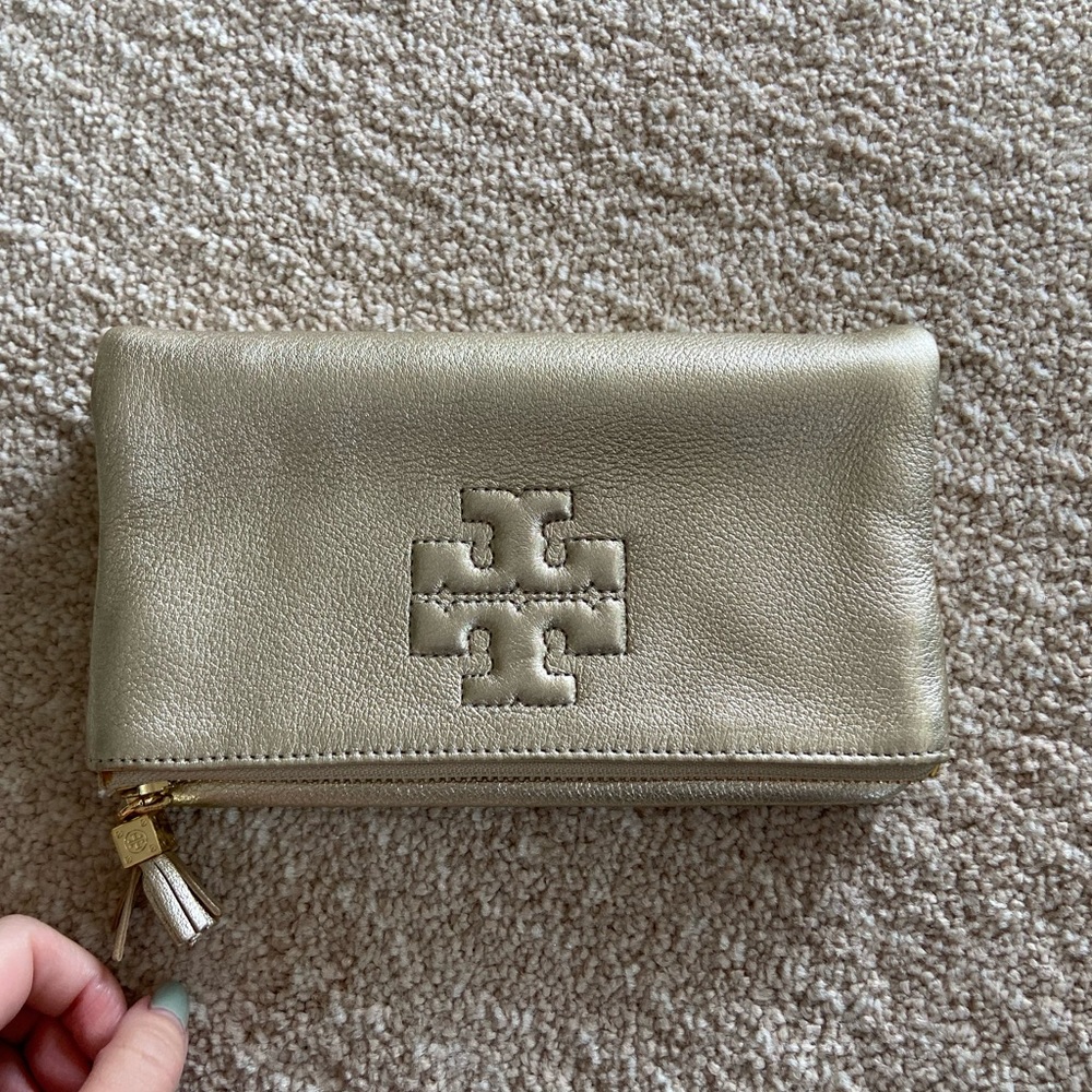 Tory burch clutch